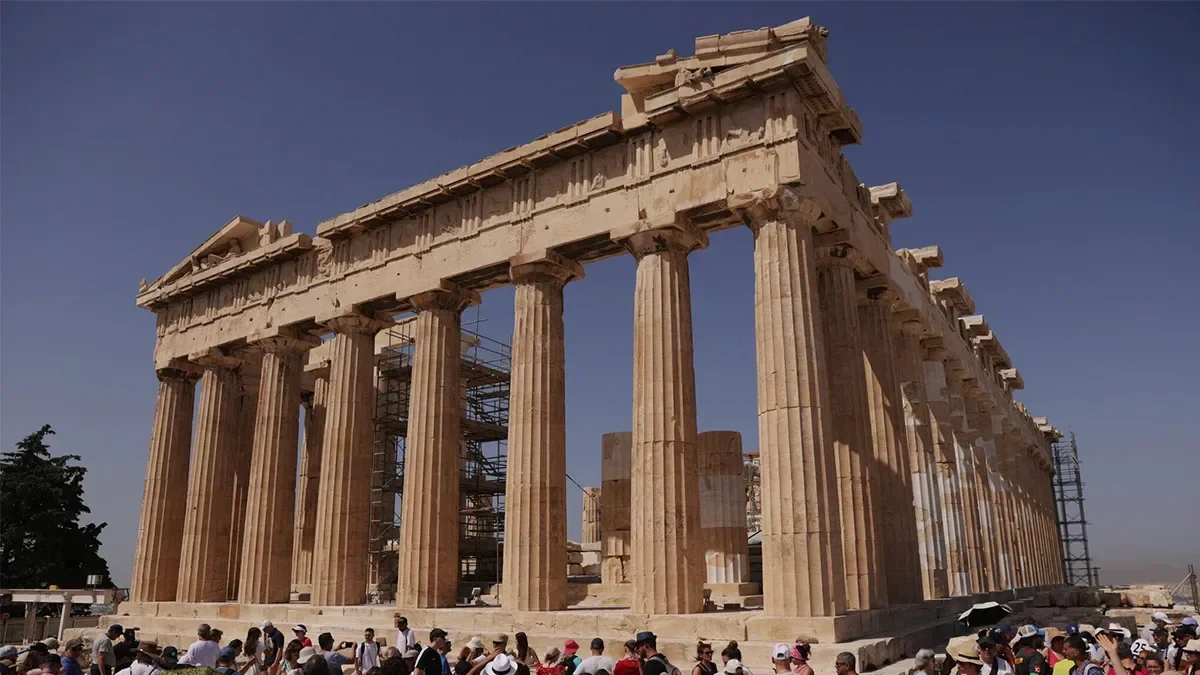 The number of Turkish tourists visiting Greek islands has increased fivefold
