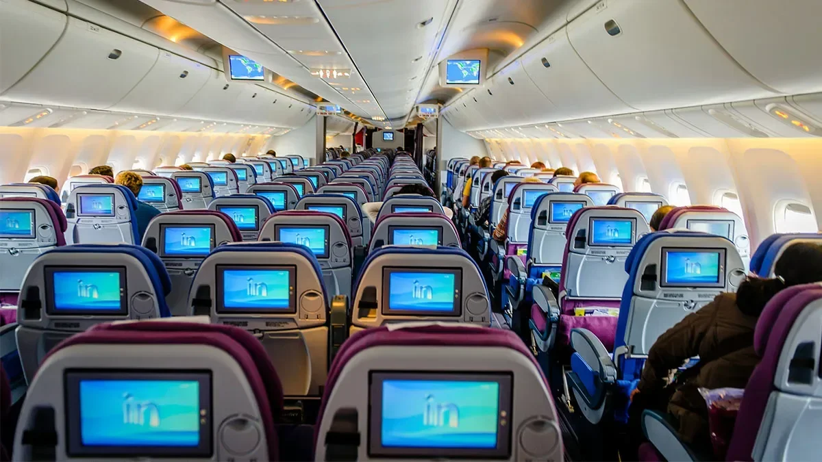 Air passenger demand growth accelerates to 6.6%