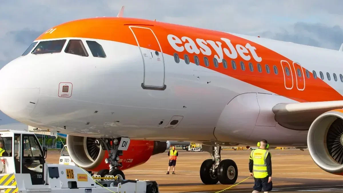 An easyJet flight from Barcelona to Belfast declared an emergency...