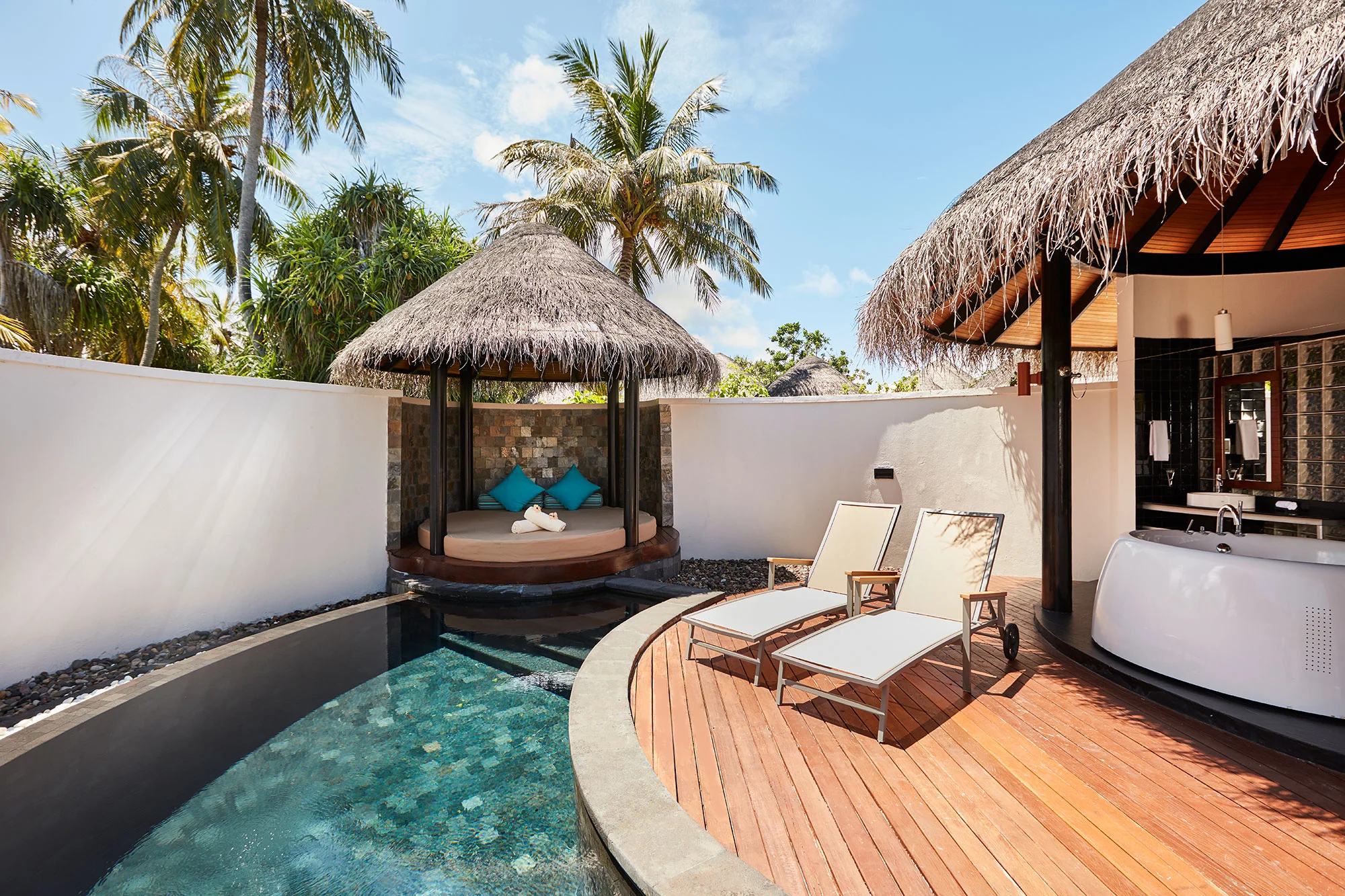 Sun Siyam Iru Fushi embraces the festive season with its 'Bohemian Reverie' theme
