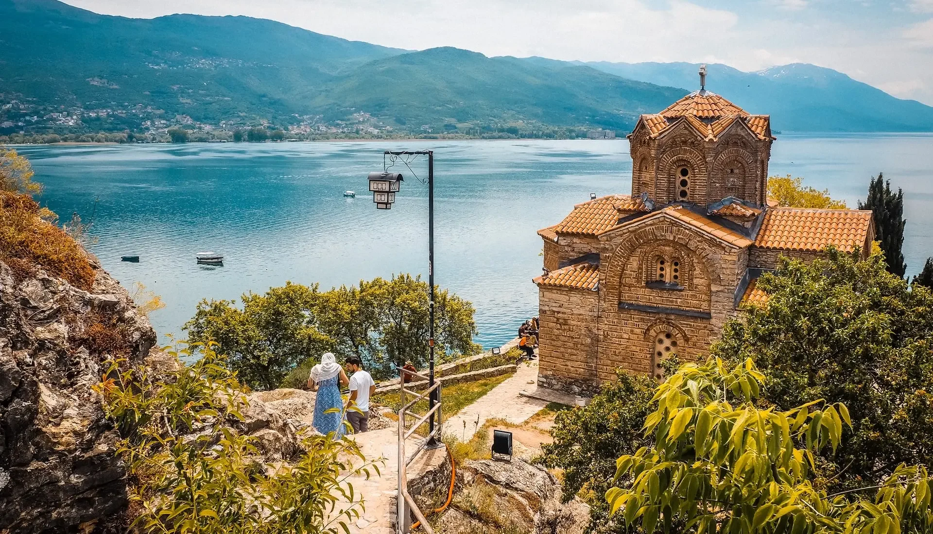 easyJet announces three new routes from the UK to Kosovo