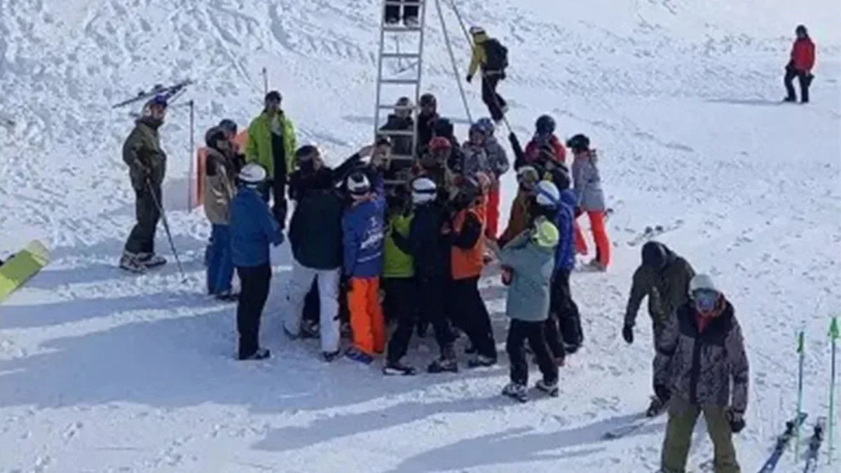 At least 30 injured in chairlift accident at ski resort in Spain