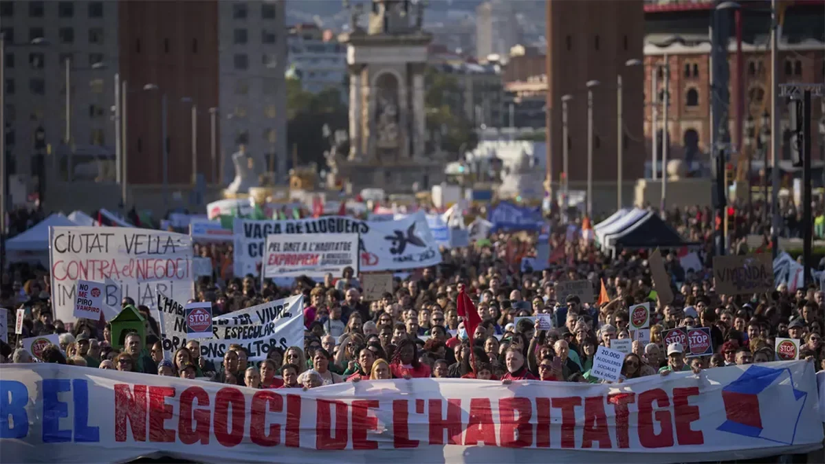 Anti-tourism protests reignite in Spain