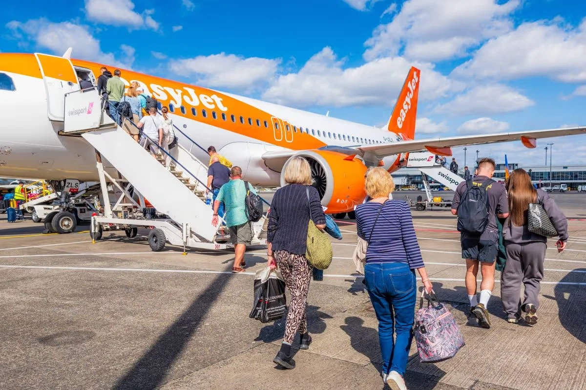 easyJet set for biggest ever summer with 80,000 flights