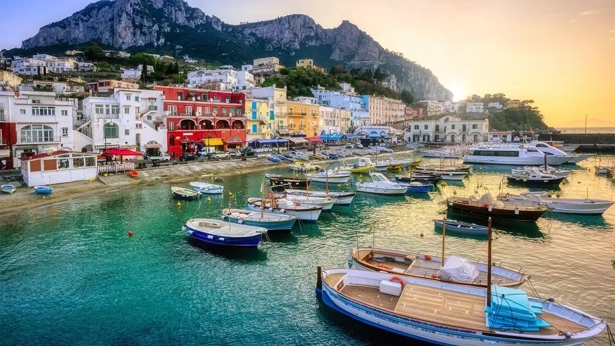 Capri brings in new ban to improve tourist experience