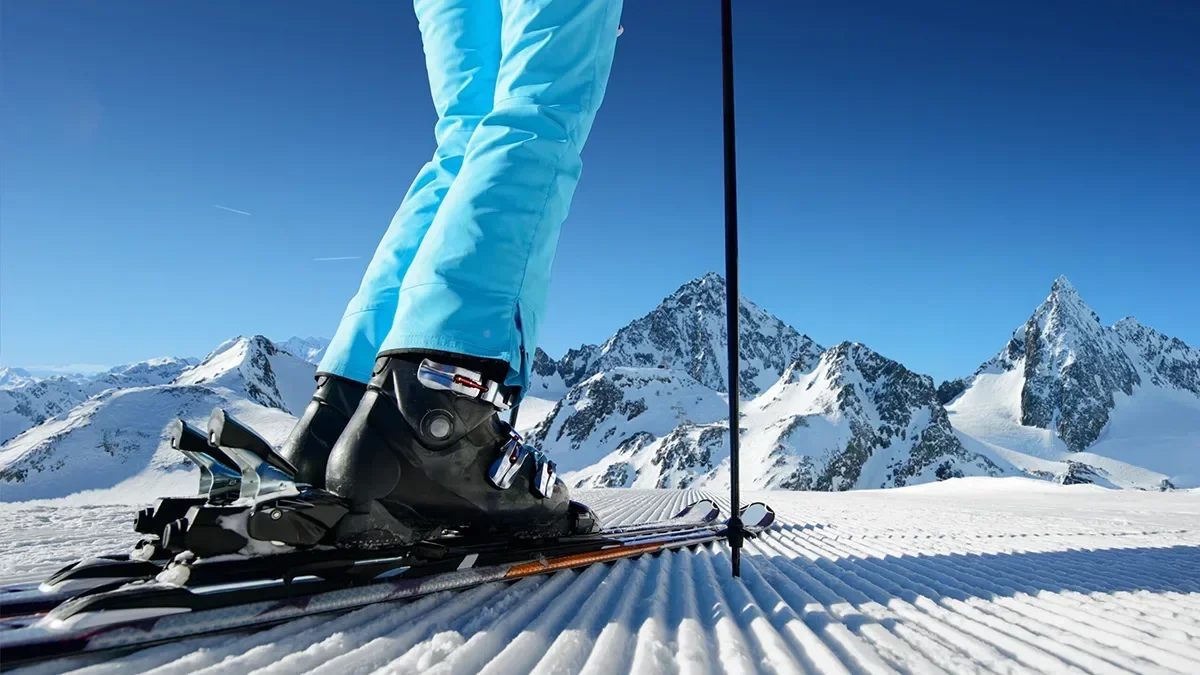 15-year-old Russian tourist dies after falling while skiing