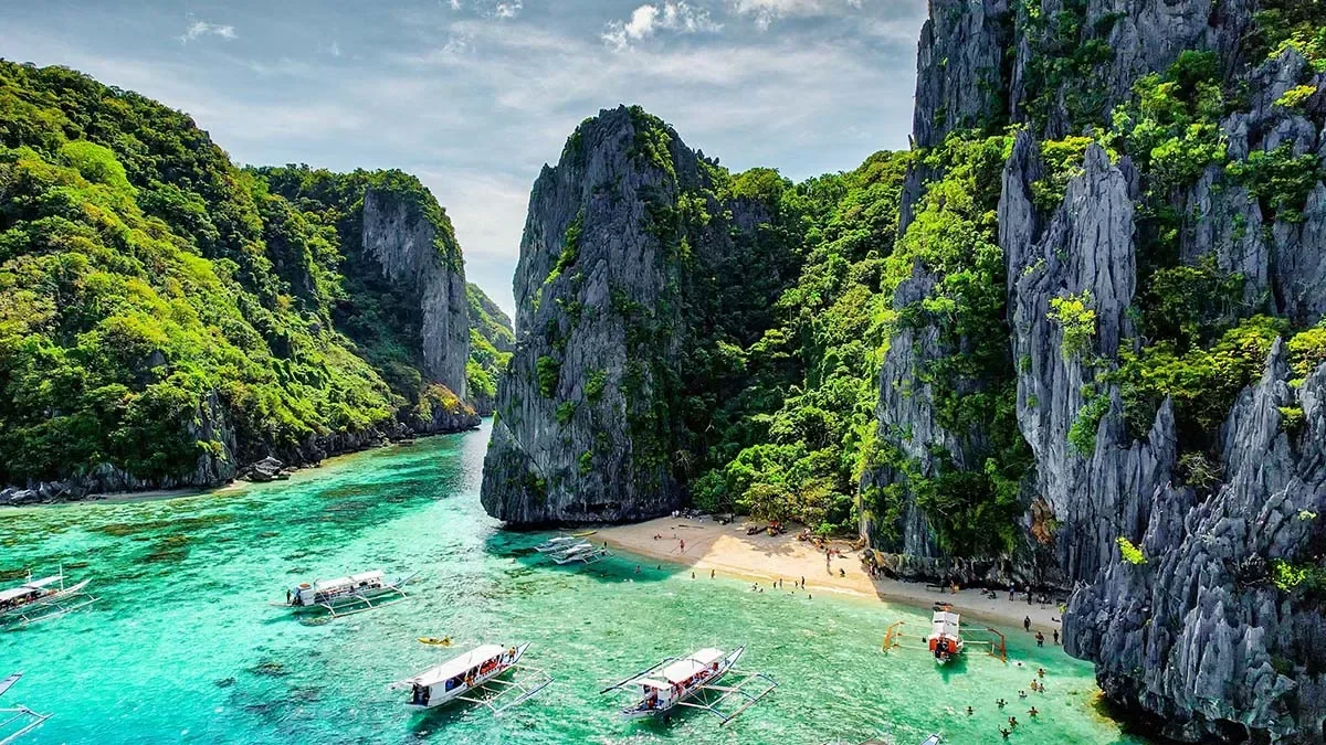 Philippines' travel & tourism sector set to inject a record