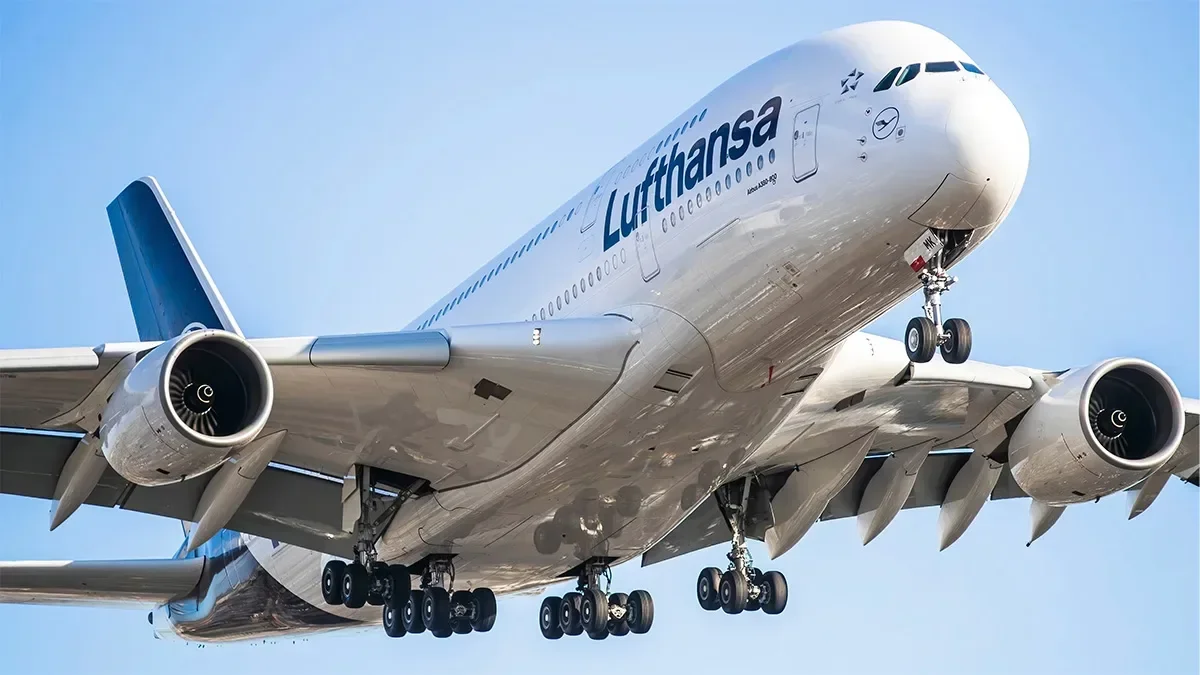 On the first holiday weekend, Lufthansa expects 186,000 passengers