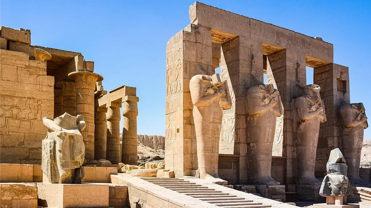 Egypt has unveiled plans to invest $21bn in a huge tourist...