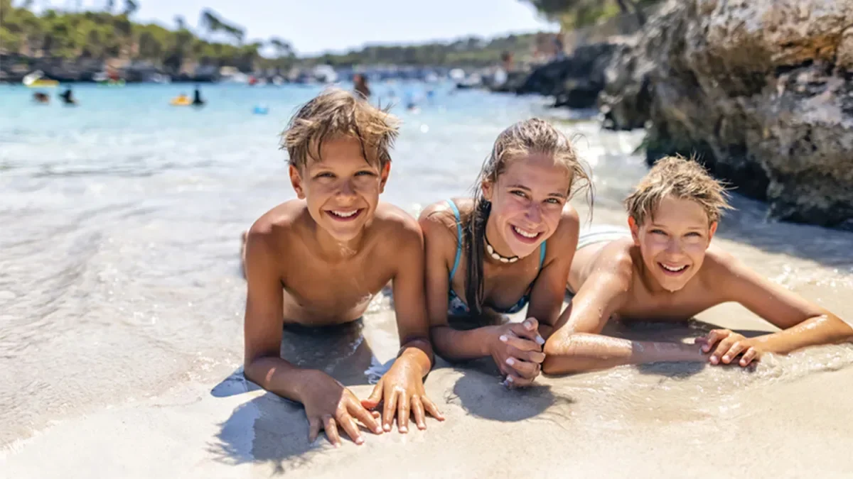 Jet2 holidays and villas announce big savings for families as the school holidays start