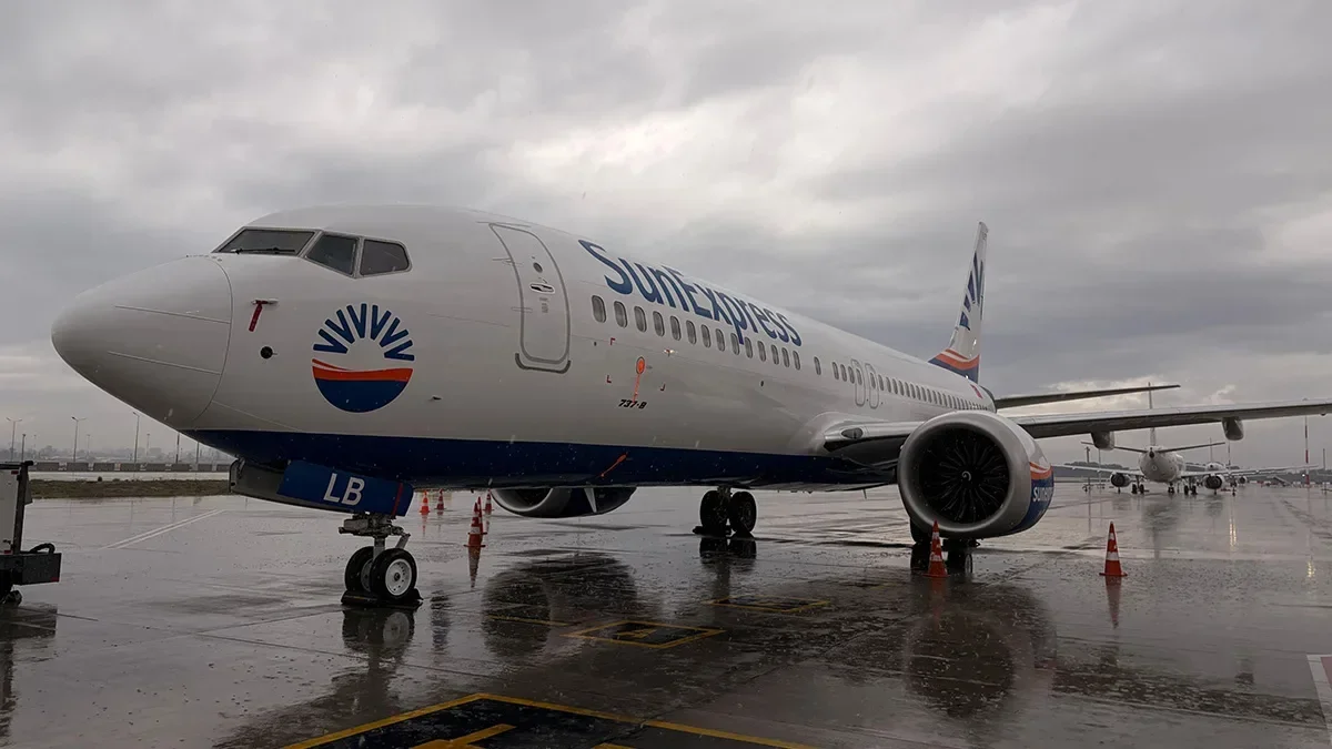 SunExpress takes delivery of two new Boeing 737-8 aircraft