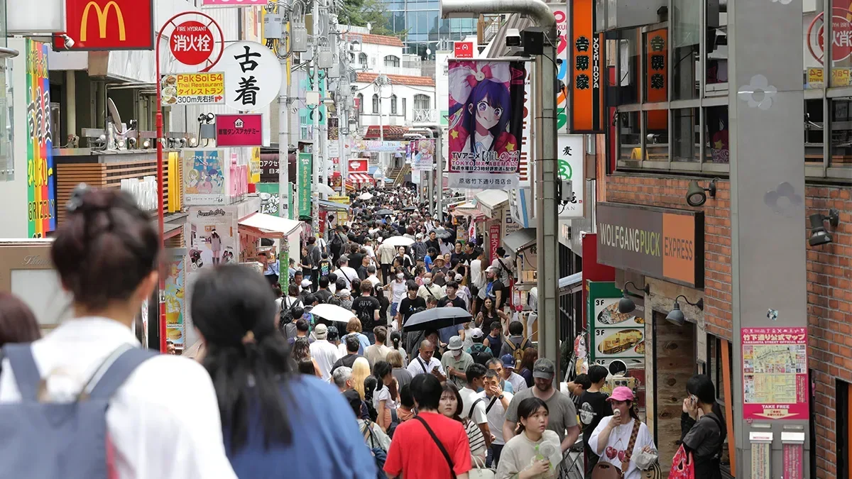 Tourist influx to Japan continues