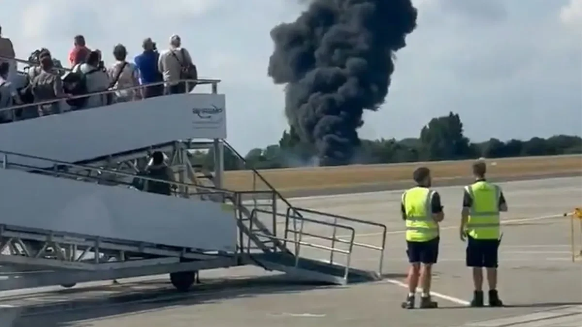 4 people died in the plane that crashed at London Southend Airport