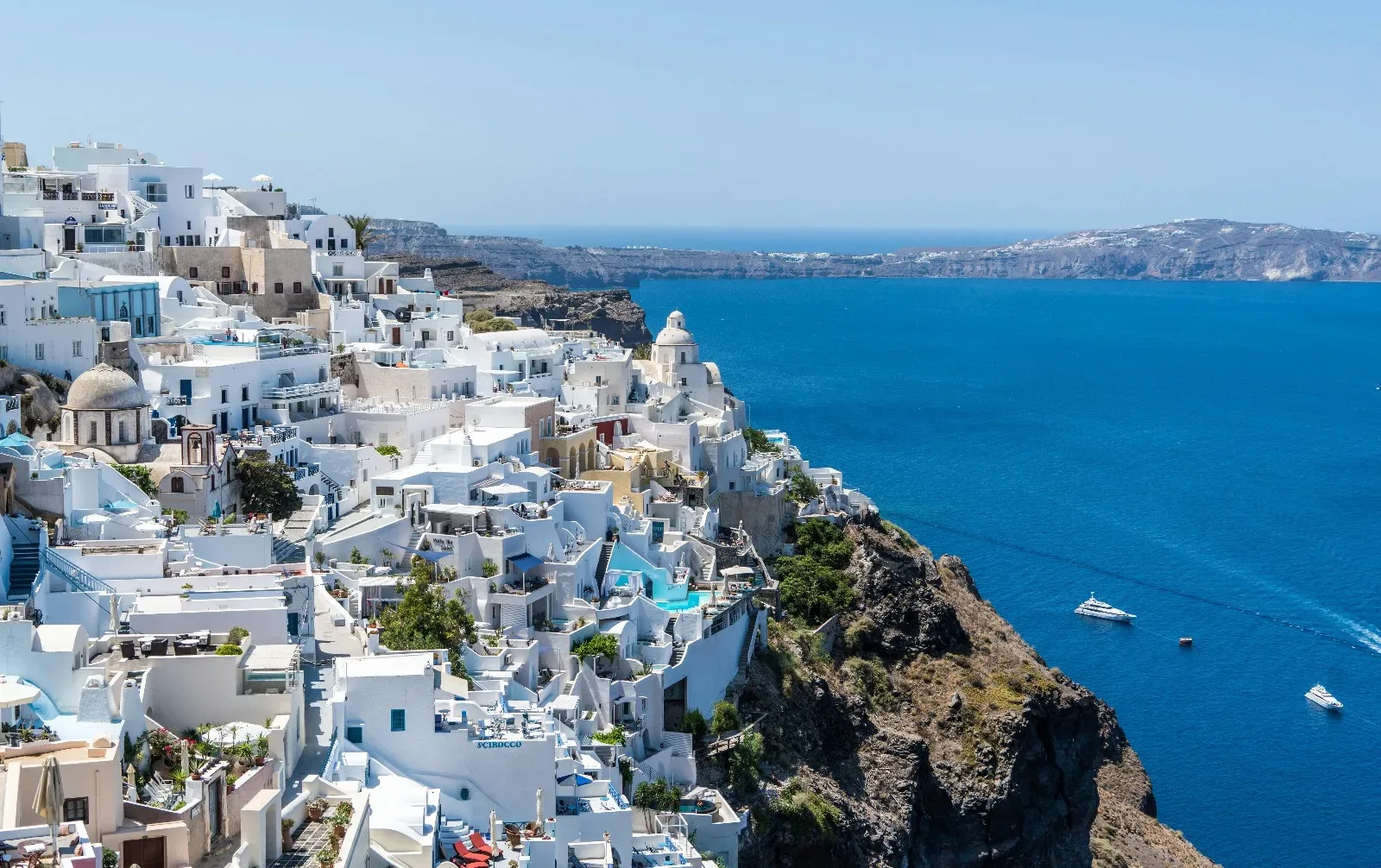 Greece to levy additional taxes on tourists to fight overtourism