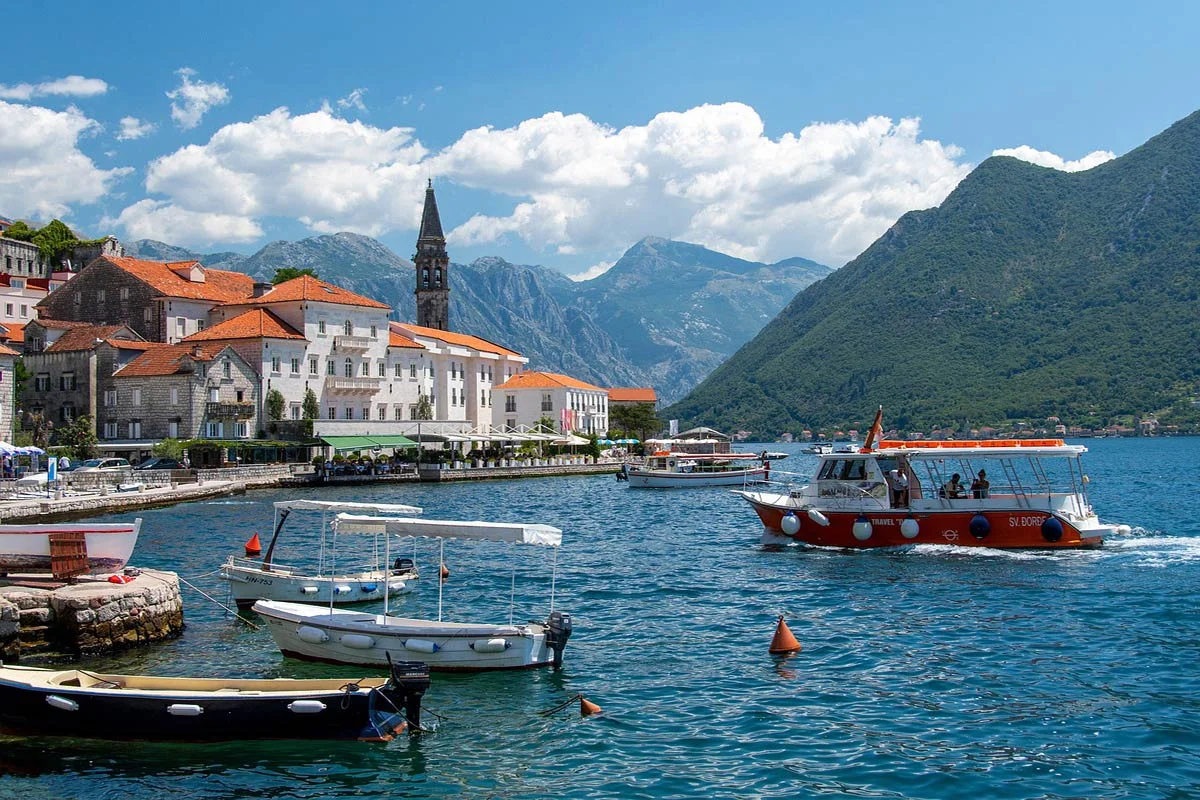 Russian tourists will be able to visit Montenegro visa-free until October 31