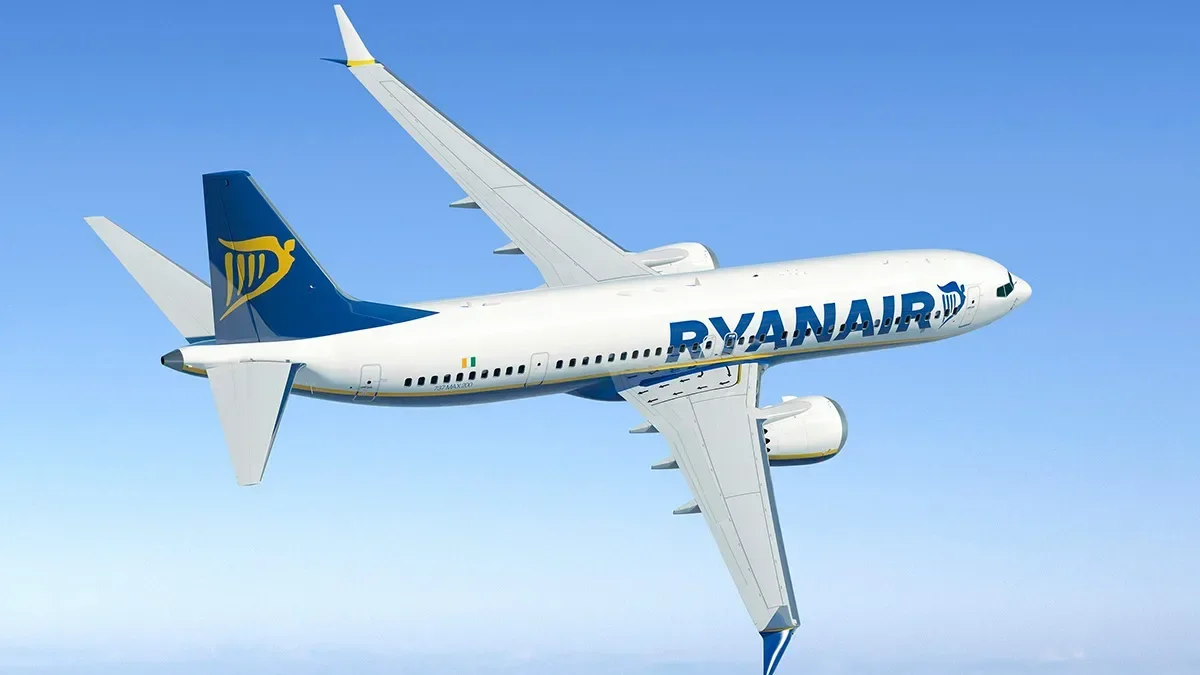 Ryanair carries 18.3m passengers in April