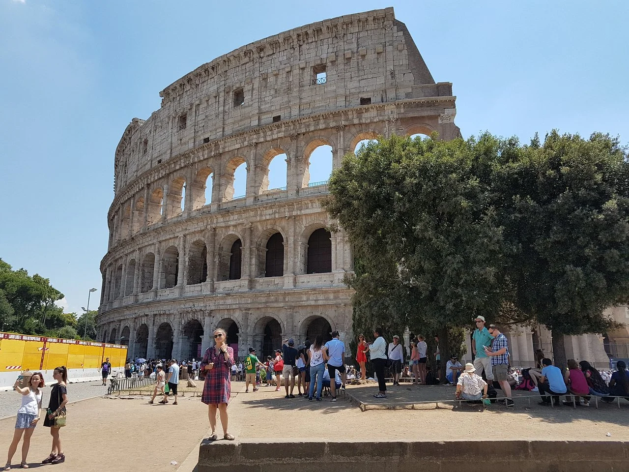 Workplace accident at Italy’s historic Colosseum: 1 dead