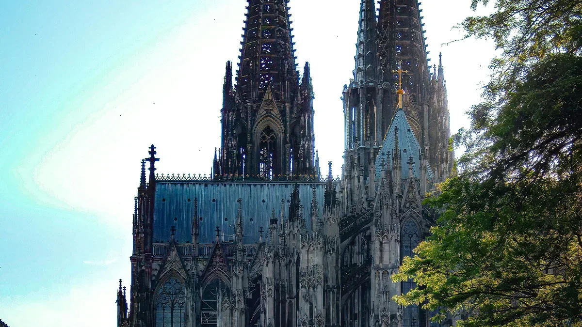 Cologne Cathedral to begin charging tourists a 12 Euro entry fee