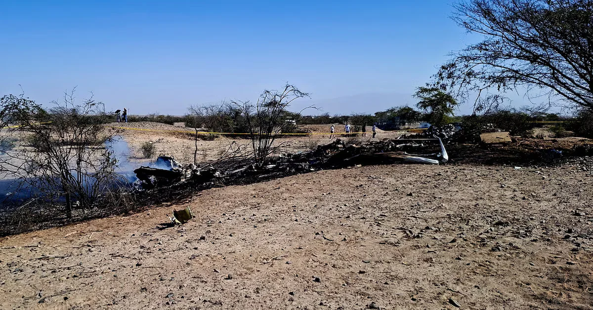 Plane carrying tourists crashes in Peru: 13 Dead