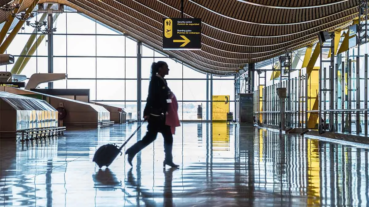 Russians may be taxed for traveling abroad