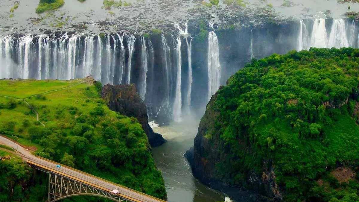 Vintage travel and tours will take you on a fascinating tour of Zimbabwe